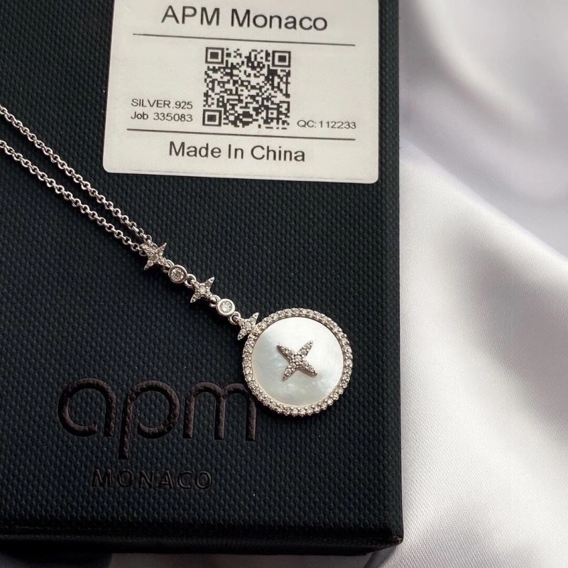 Snug Apm Necklaces 215187