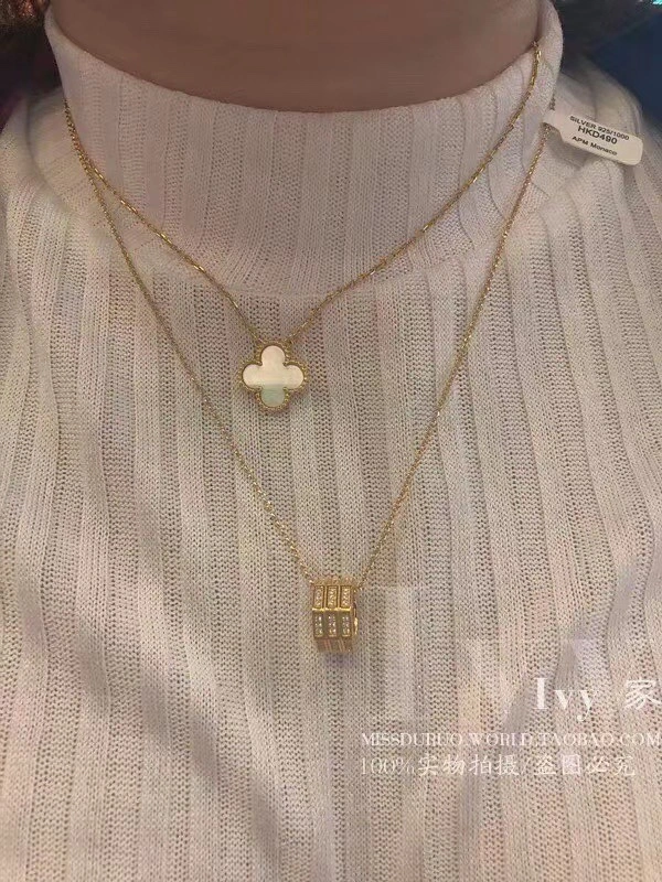 Apm Necklaces Sporty 215202