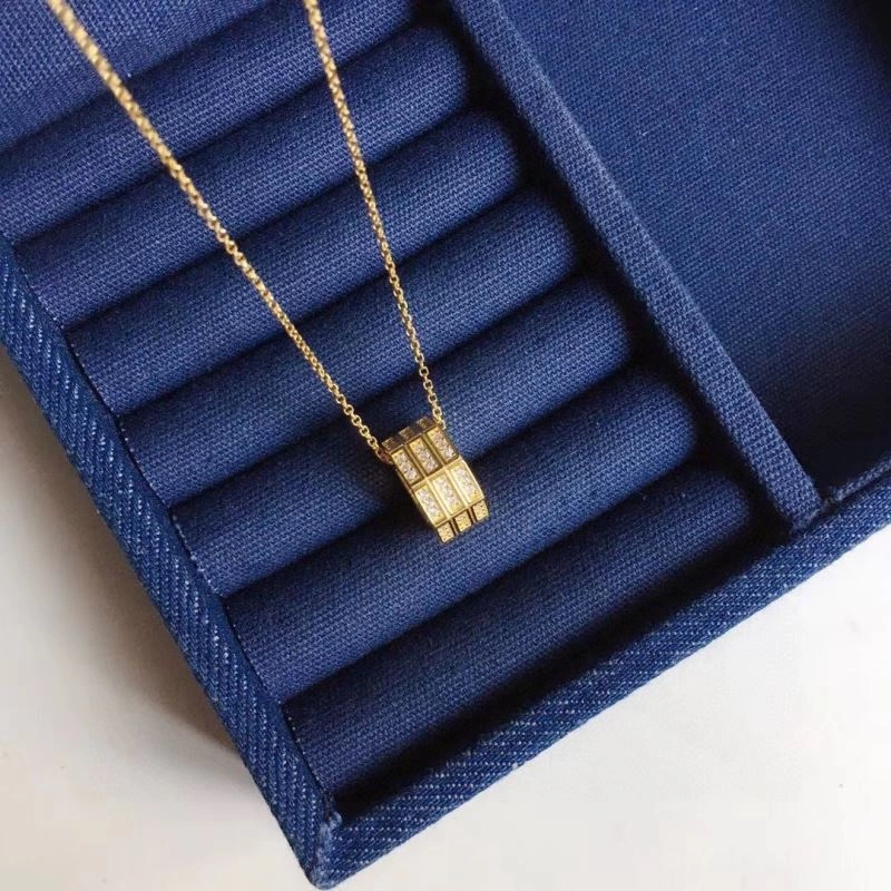 Apm Necklaces Sporty 215202