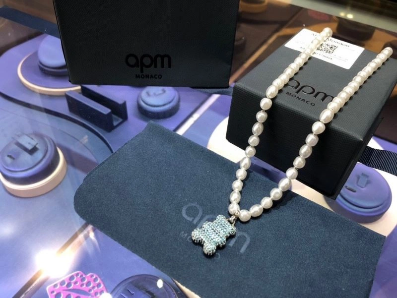 Apm Necklaces FashionForward 215178