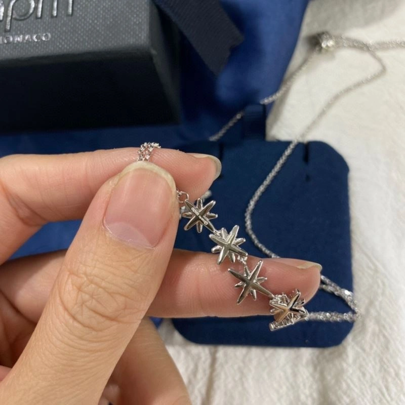 Apm Necklaces Attractive 215176