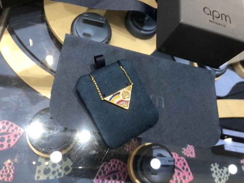 SunProtective Apm Necklaces 215175