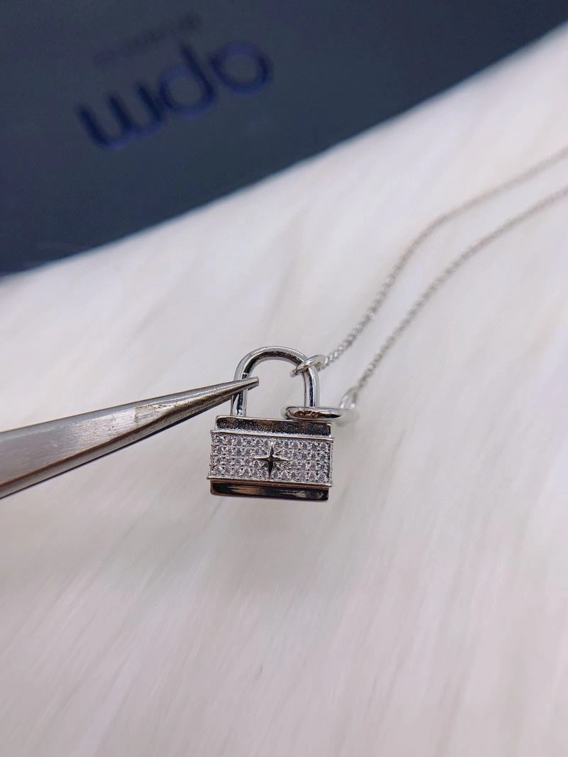Apm Necklaces SunProtective 215164