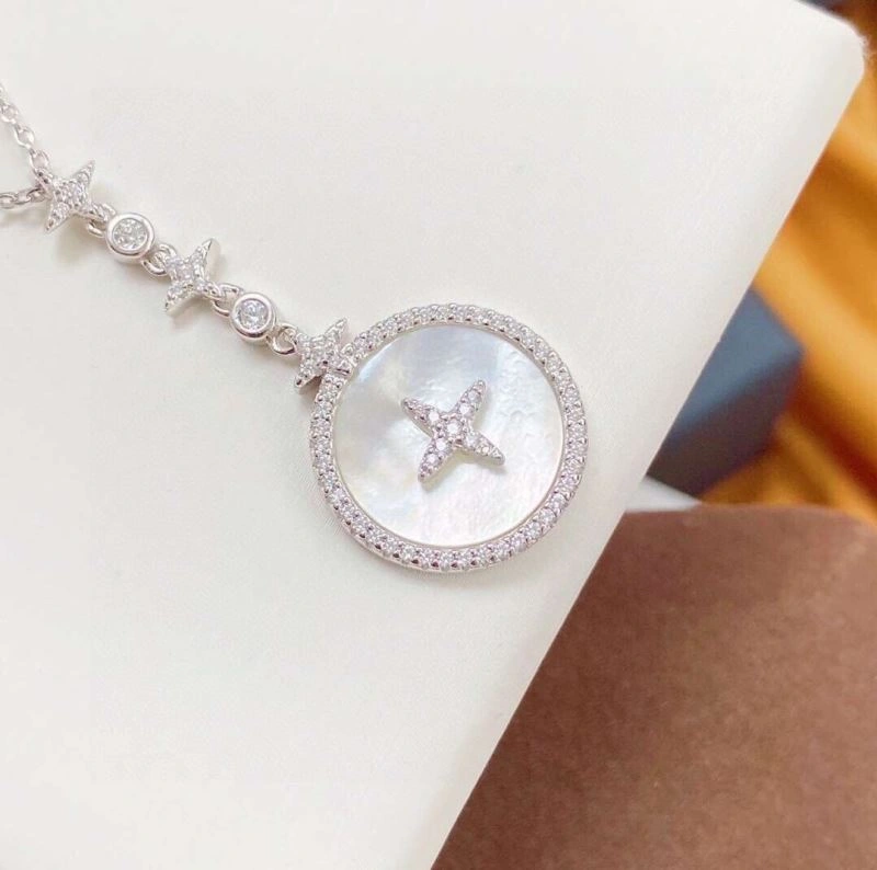 TechFriendly Apm Necklaces 215160