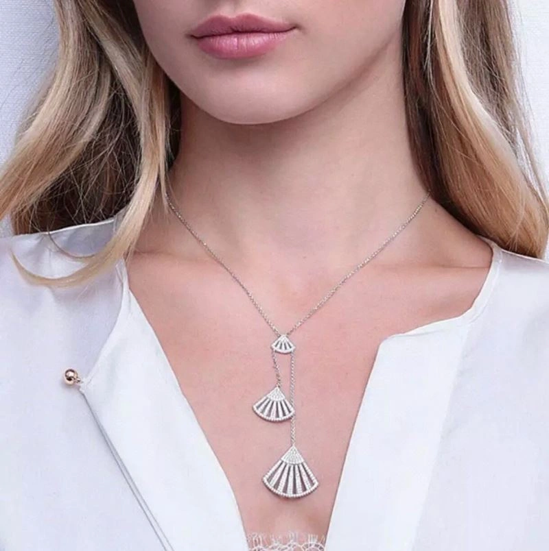 Fashionable Apm Necklaces 215150