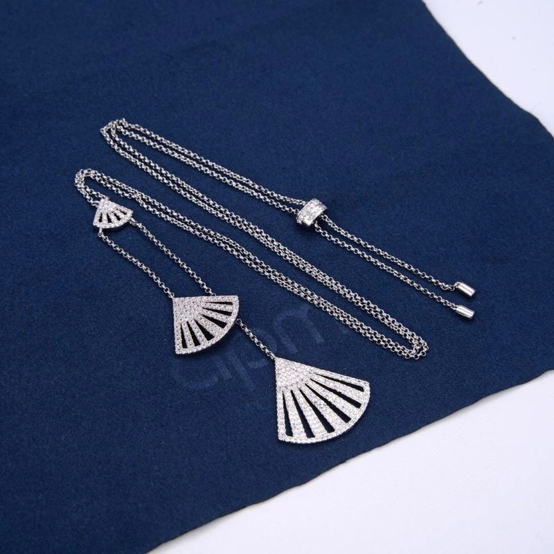 Fashionable Apm Necklaces 215150