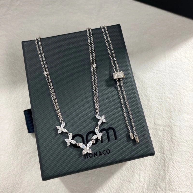 Apm Necklaces SoftTouch 215137