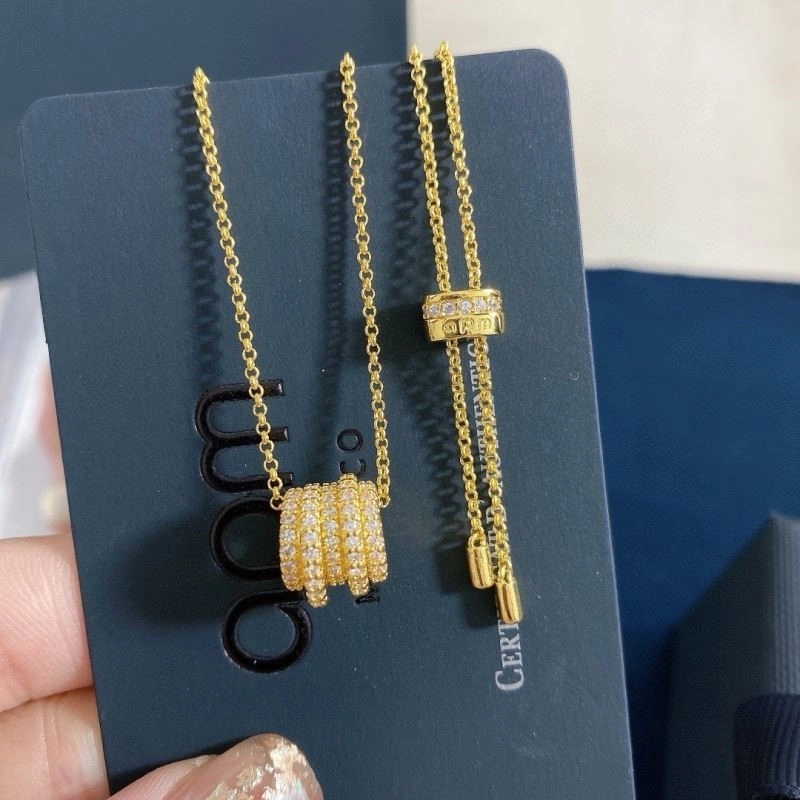 QuickDry Apm Necklaces 215012