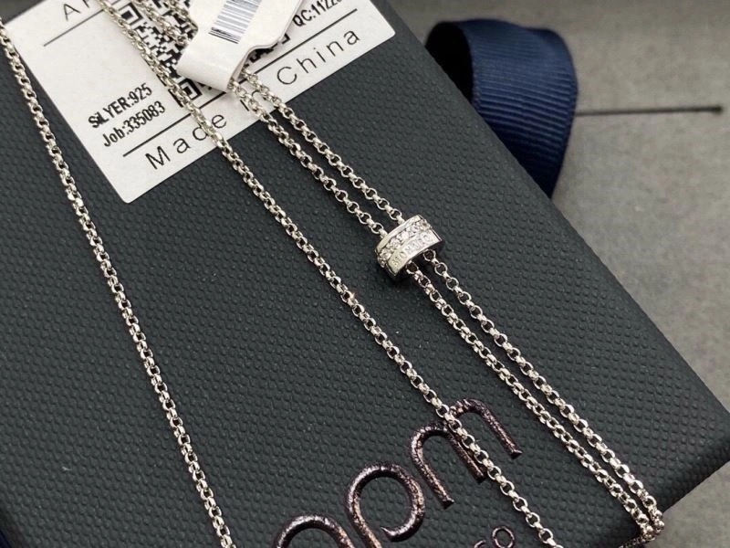 Apm Necklaces OdorResistant 214984