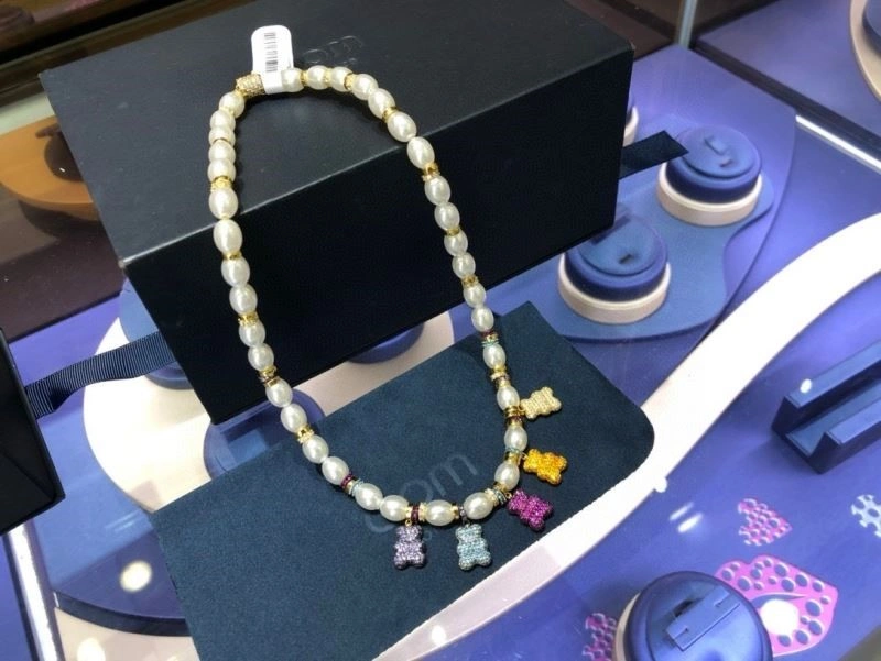 Apm Necklaces TravelReady 215008