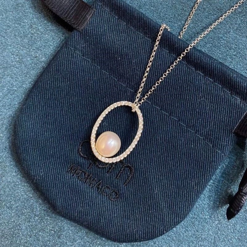 Apm Necklaces Practical 214980
