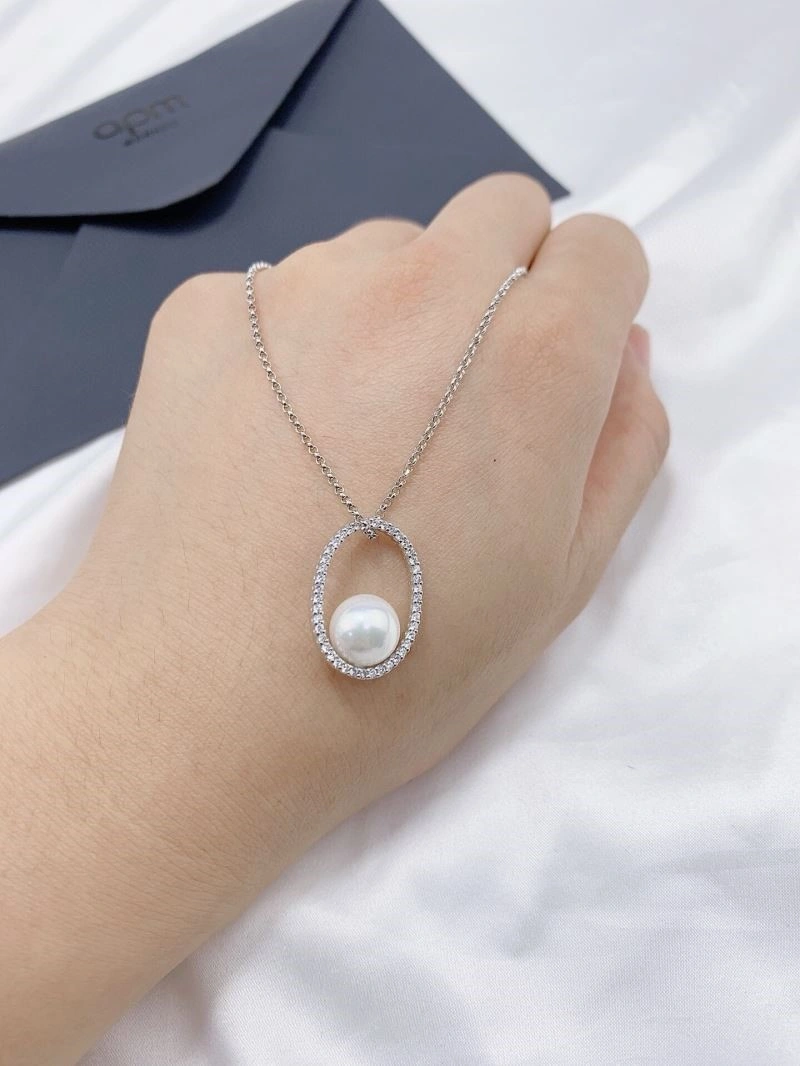 Apm Necklaces Practical 214980