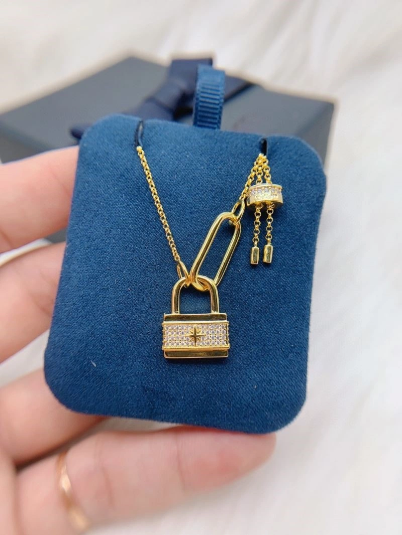 Sustainable Apm Necklaces 214867
