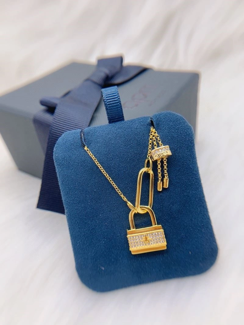 Sustainable Apm Necklaces 214867
