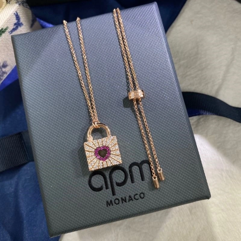Apm Necklaces SoftTouch 214852