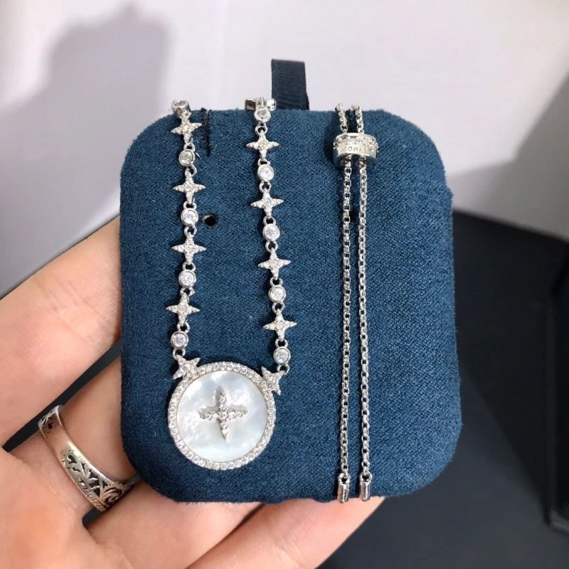 Unique Apm Necklaces 214851