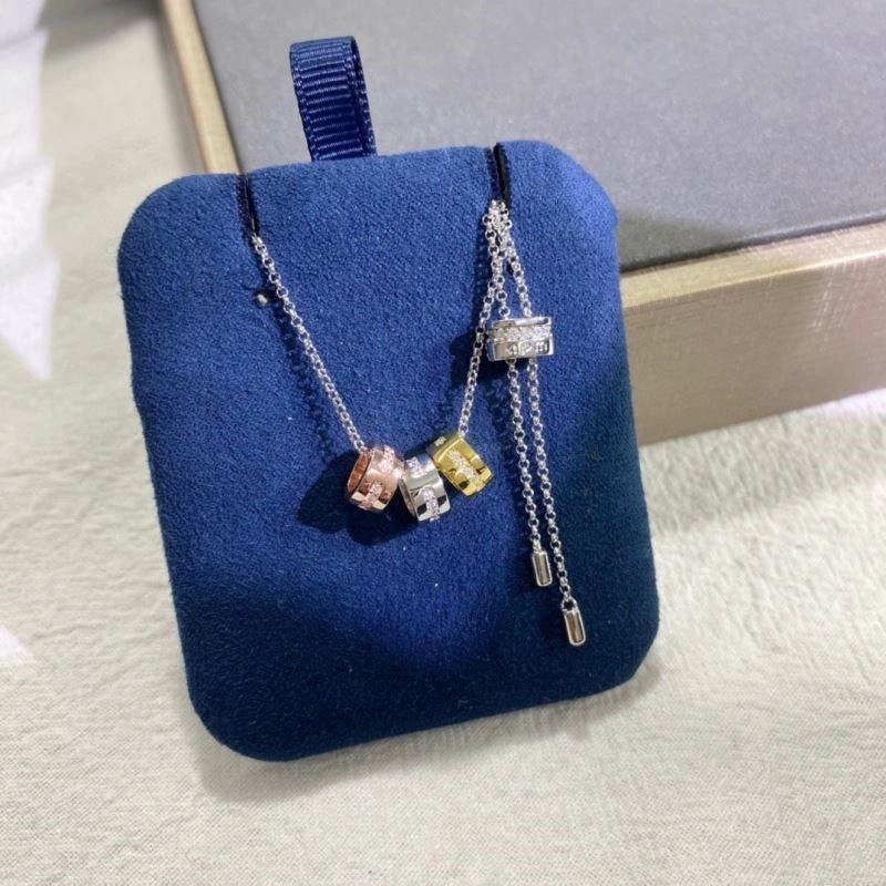 Apm Necklaces FashionForward 214846
