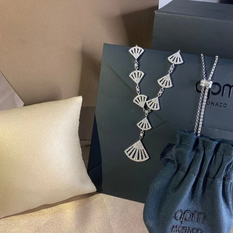 Soft Apm Necklaces 214840
