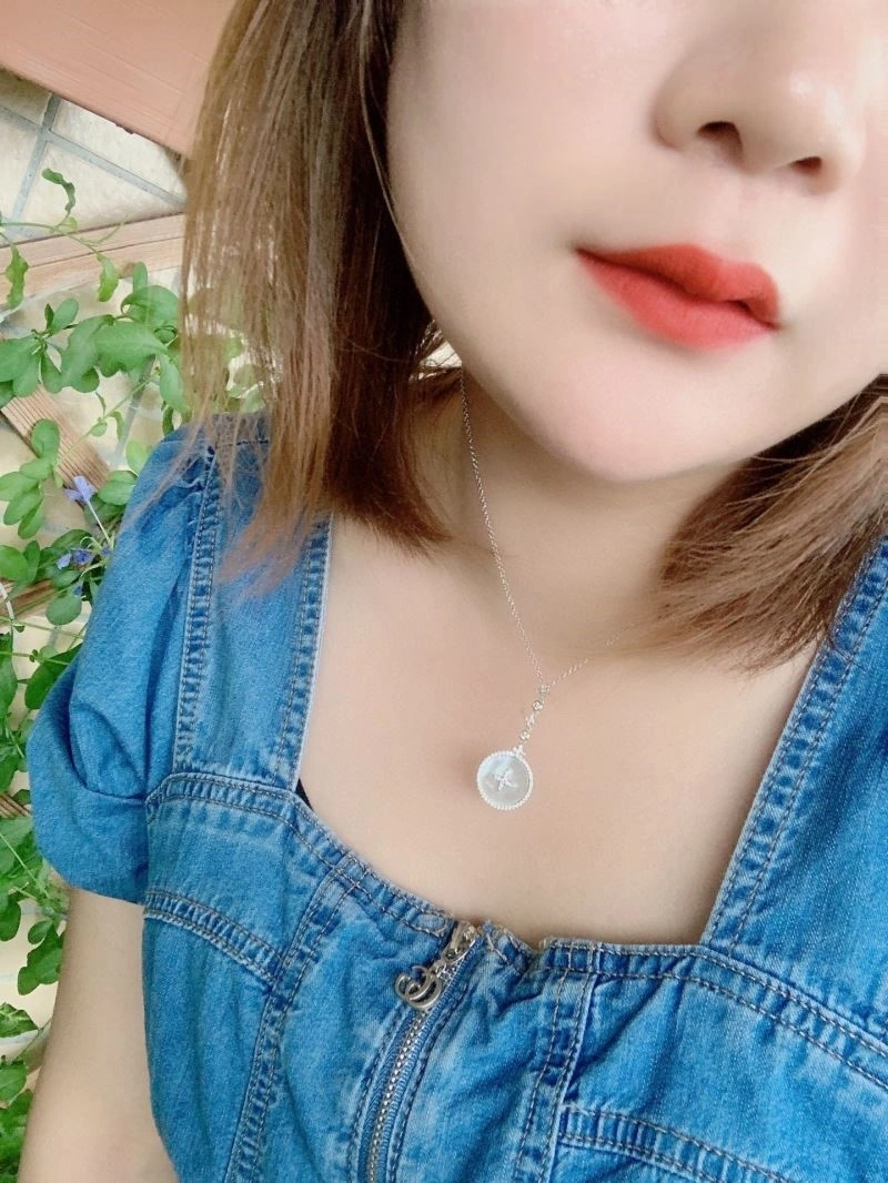 Premium Apm Necklaces 214774
