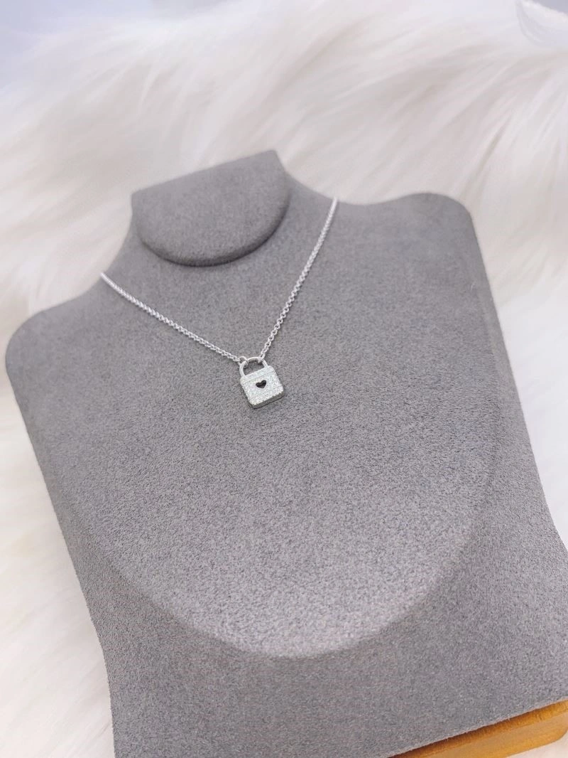 Apm Necklaces Supportive 214763