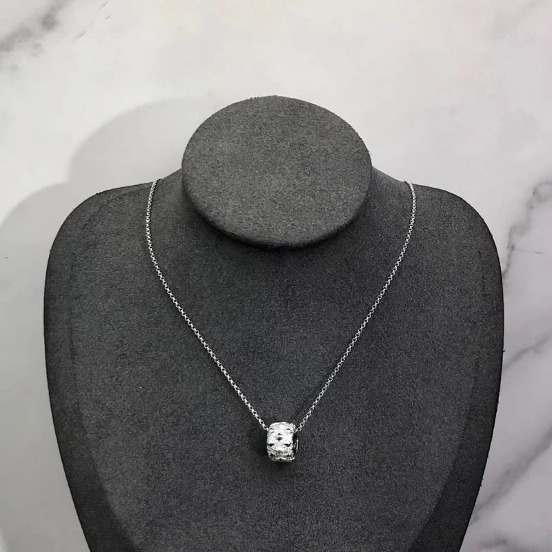 Apm Necklaces Sophisticated 214749