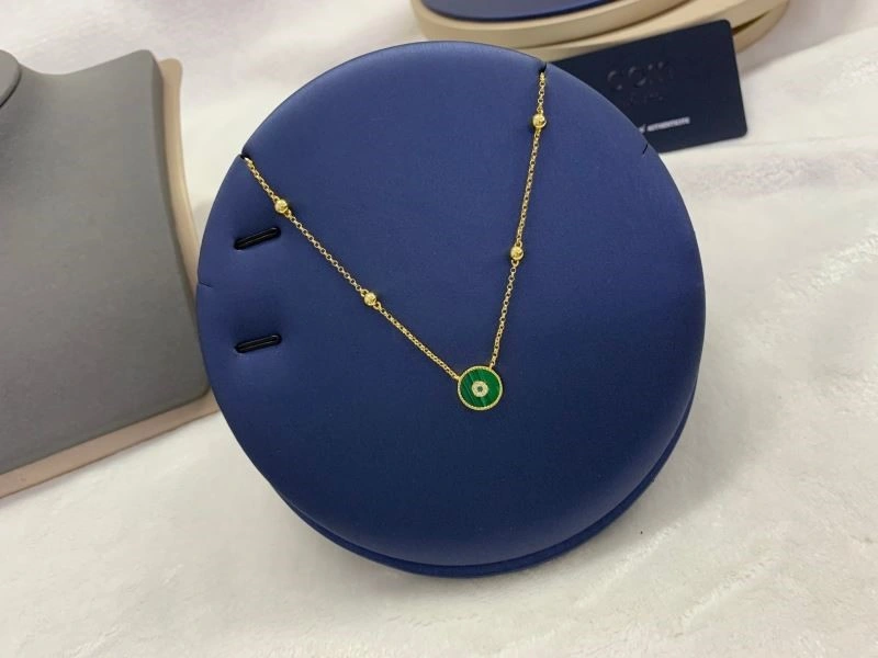 Apm Necklaces MoistureWicking 214769