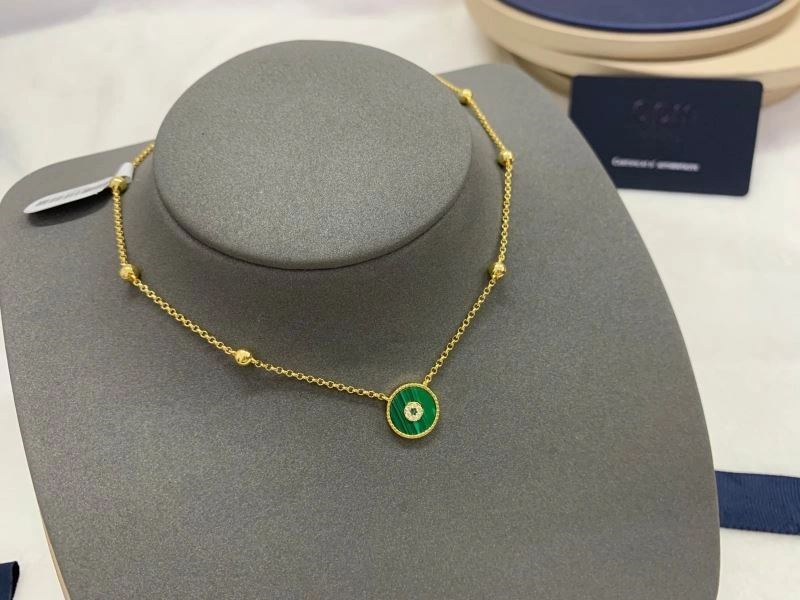 Apm Necklaces MoistureWicking 214769