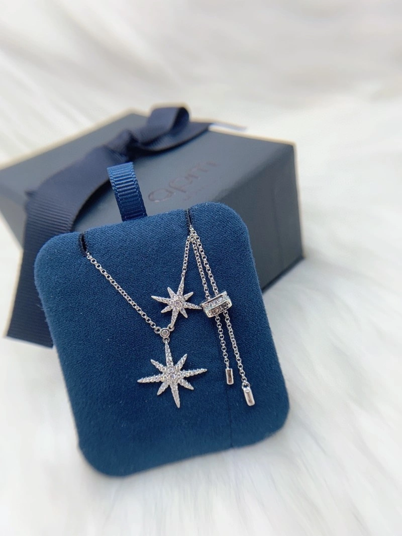 UrbanChic Apm Necklaces 214740