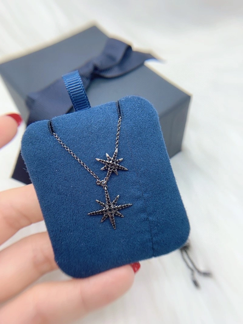 UrbanChic Apm Necklaces 214740