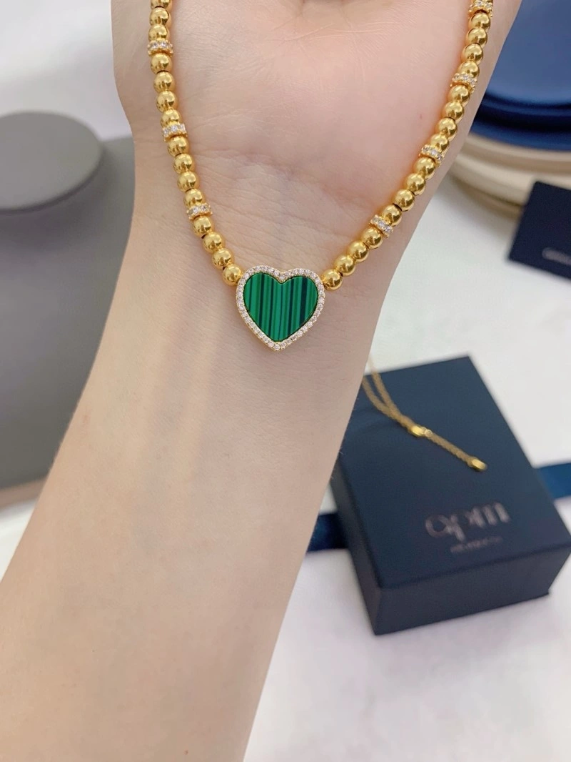 Upgraded Apm Necklaces 214716