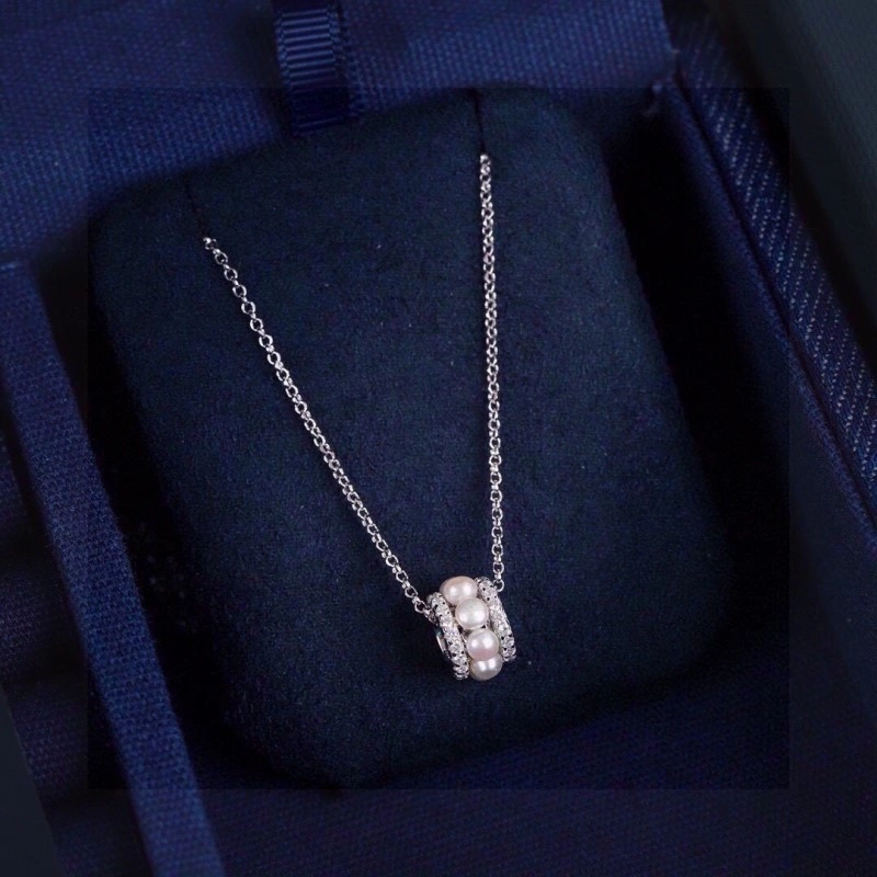 Apm Necklaces Practical 214709