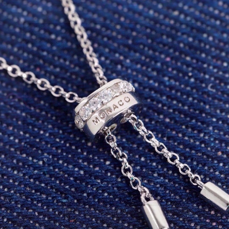 Apm Necklaces Practical 214709