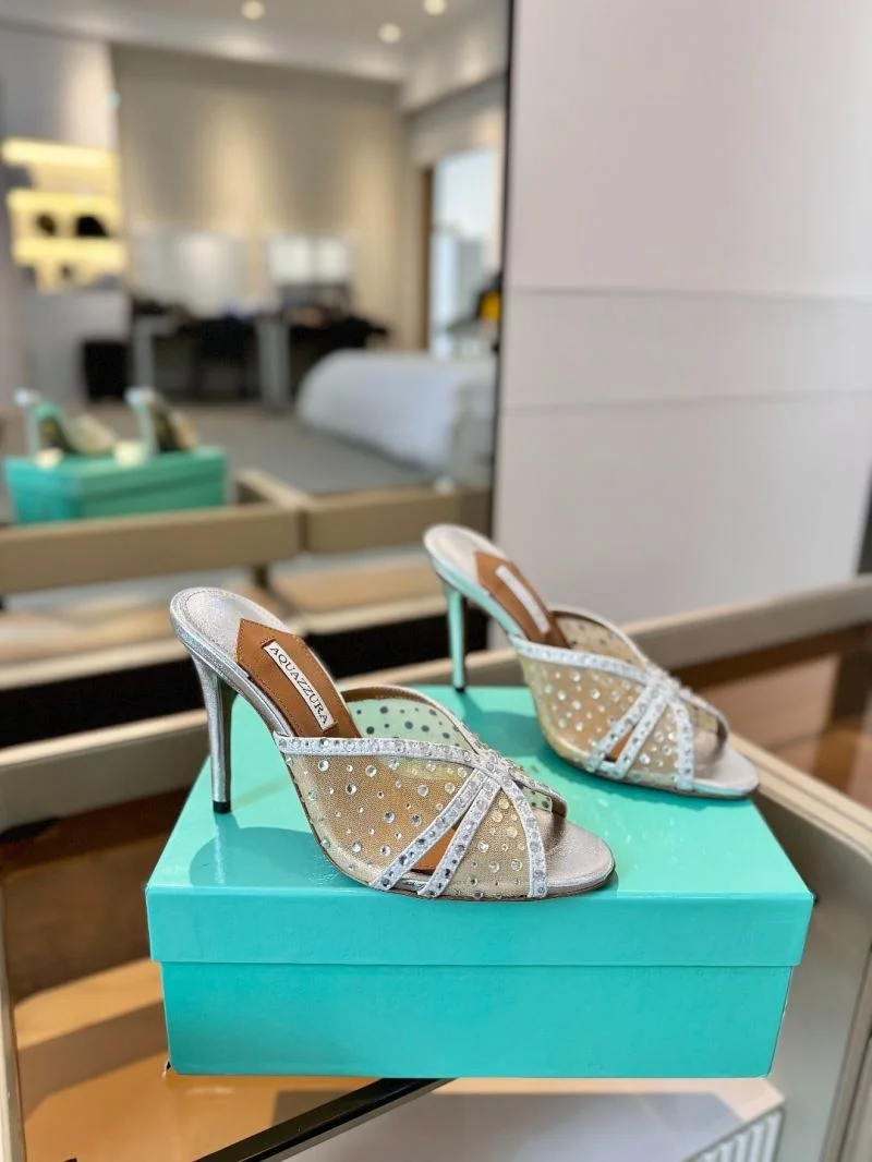 Vibrant Aquazzura Sandals 13069