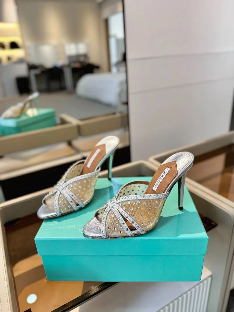 Vibrant Aquazzura Sandals 13069