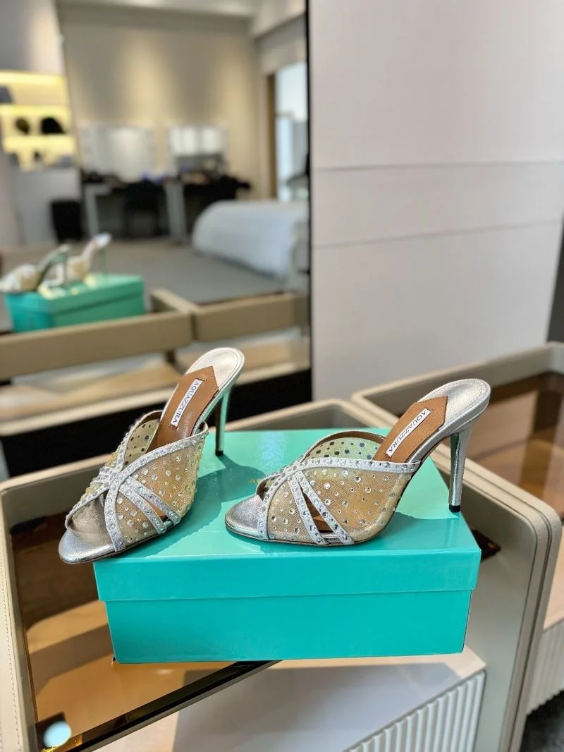 Vibrant Aquazzura Sandals 13069