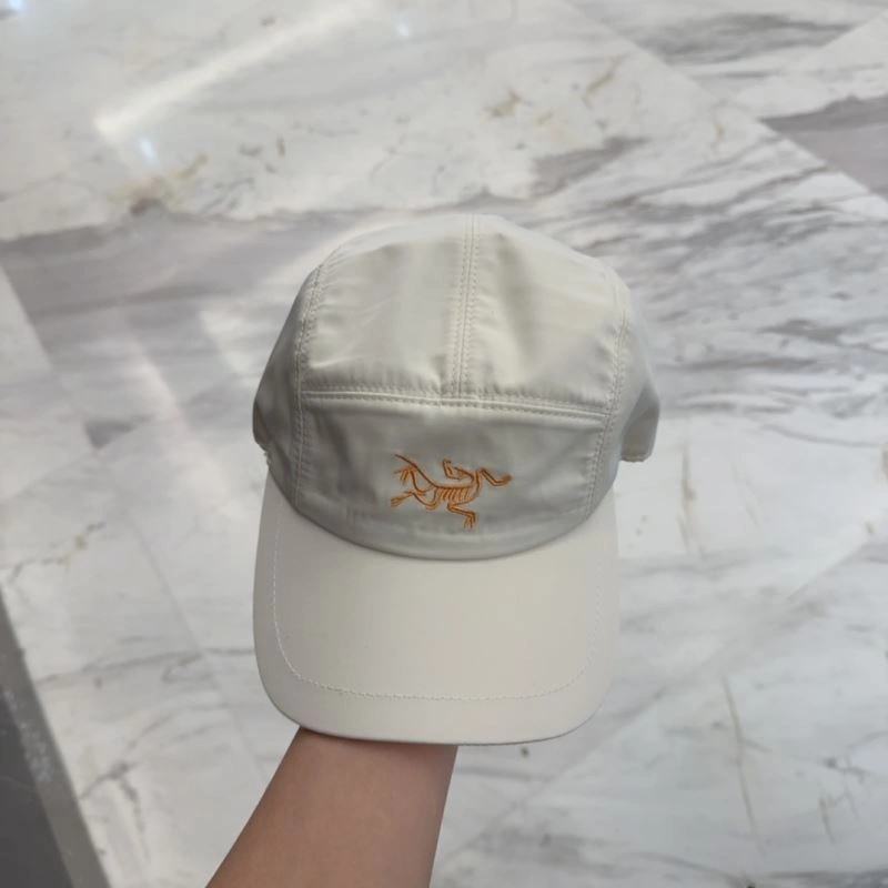 Flexible Arcteryx Caps 260920