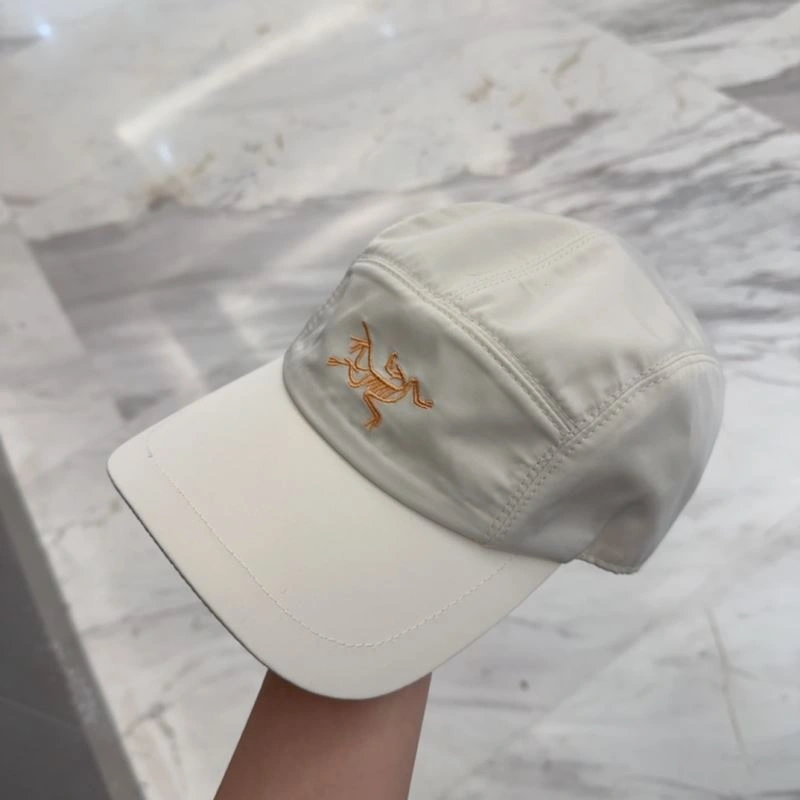 Flexible Arcteryx Caps 260920