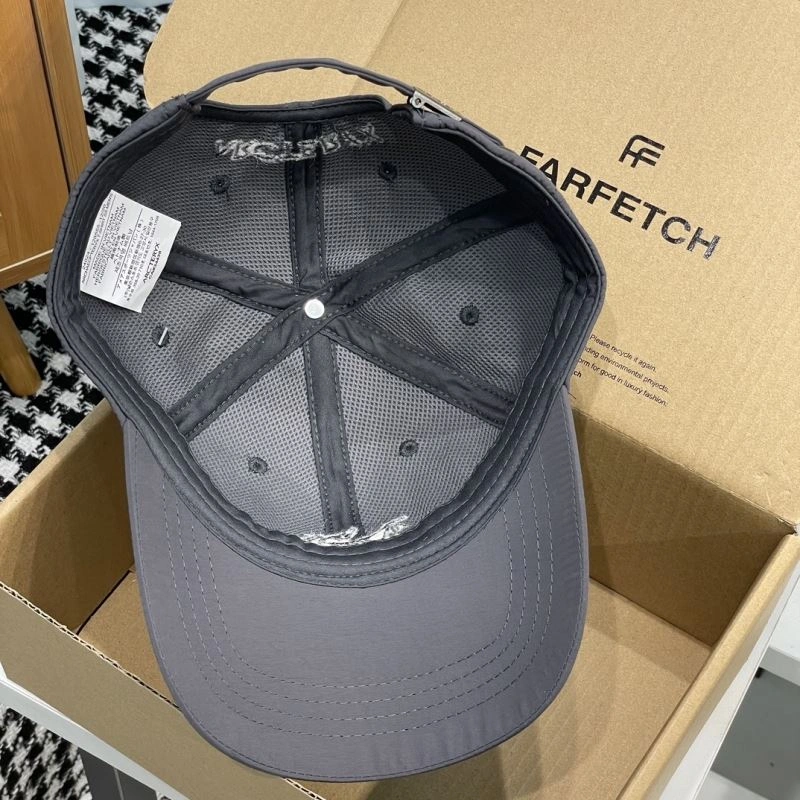 AllSeason Arcteryx Caps 260918