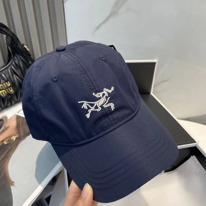 TechFriendly Arcteryx Caps 260915