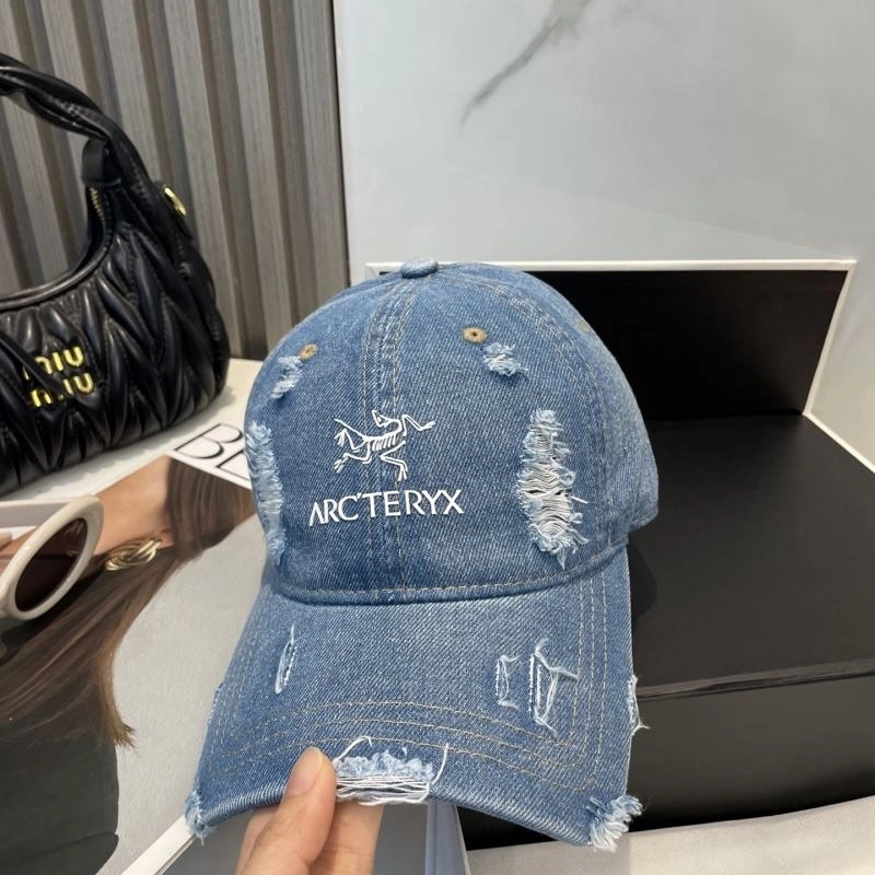 Arcteryx Caps UrbanChic 260903