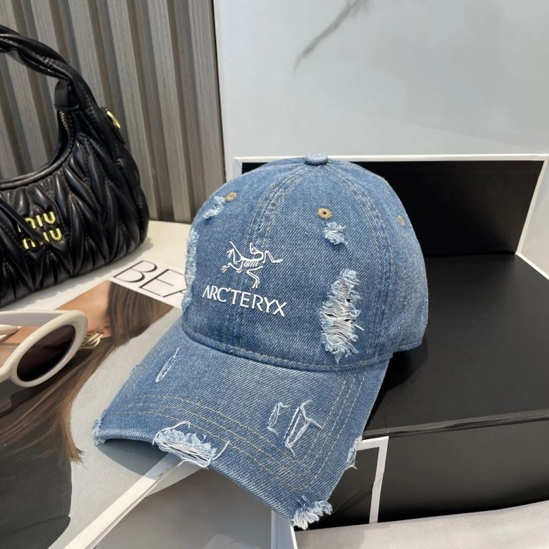 Arcteryx Caps UrbanChic 260903