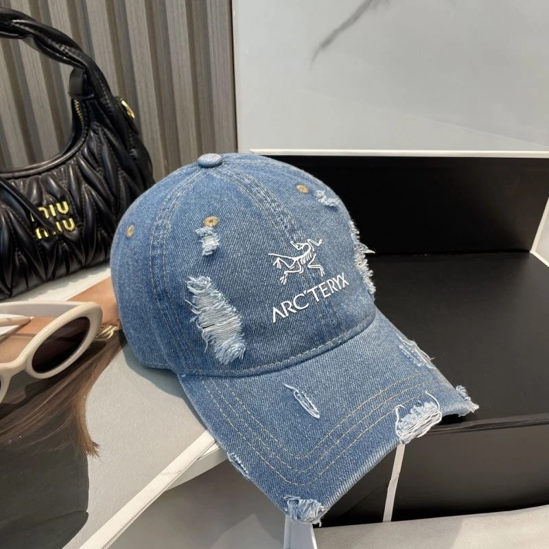 Arcteryx Caps UrbanChic 260903