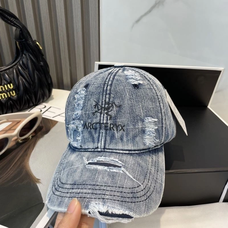 TravelReady Arcteryx Caps 260889