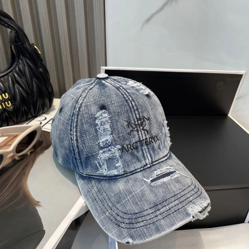 TravelReady Arcteryx Caps 260889
