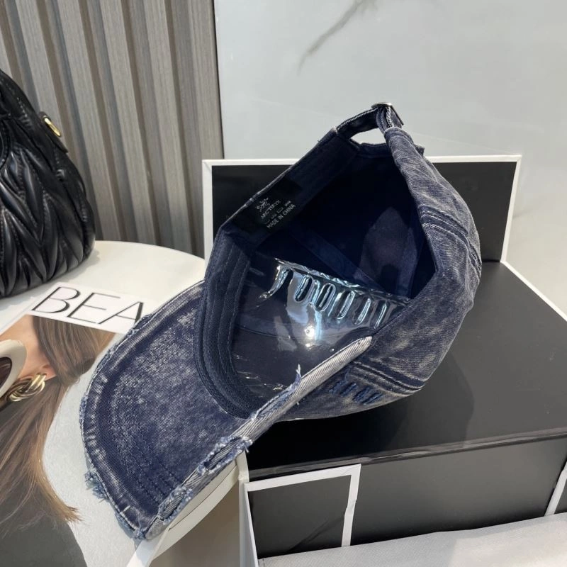 Flexible Arcteryx Caps 260856