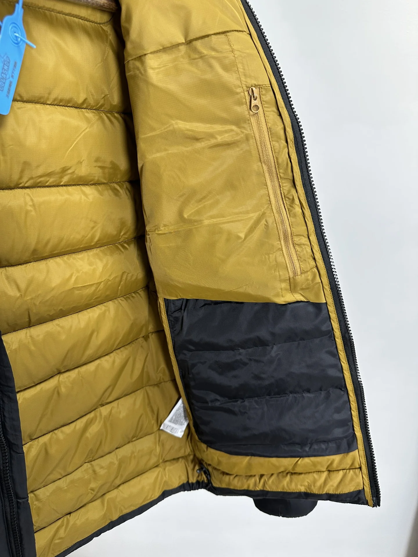 Arcteryx Down Jackets Stylish 165099