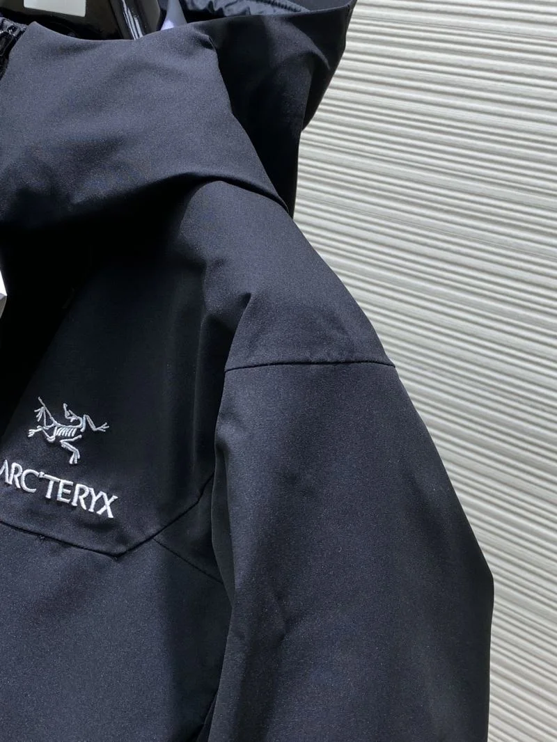 Arcteryx Outwear WaterResistant 163408
