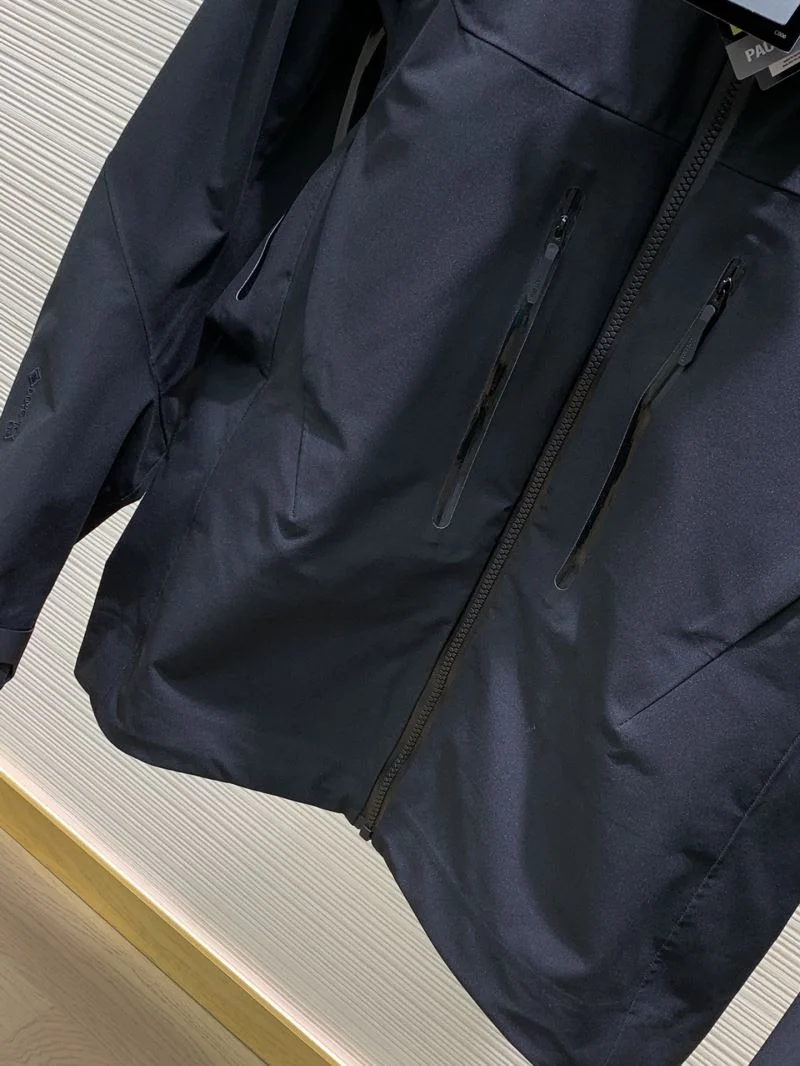 Arcteryx Outwear WaterResistant 163408