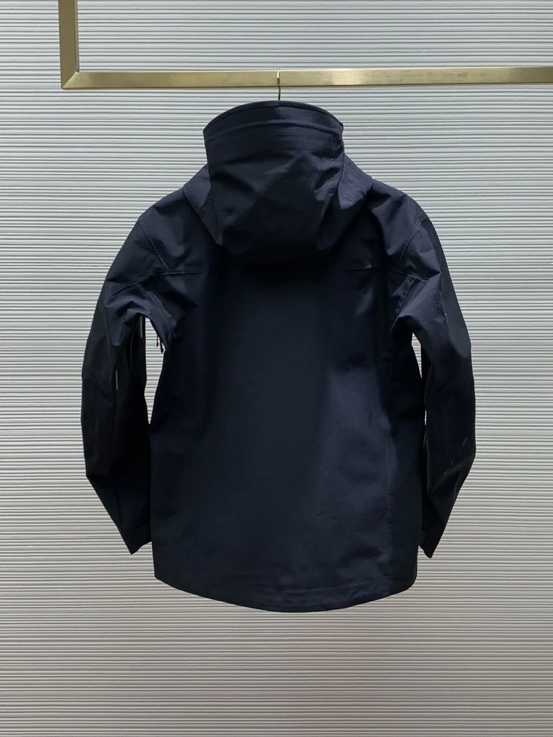 Arcteryx Outwear WaterResistant 163408