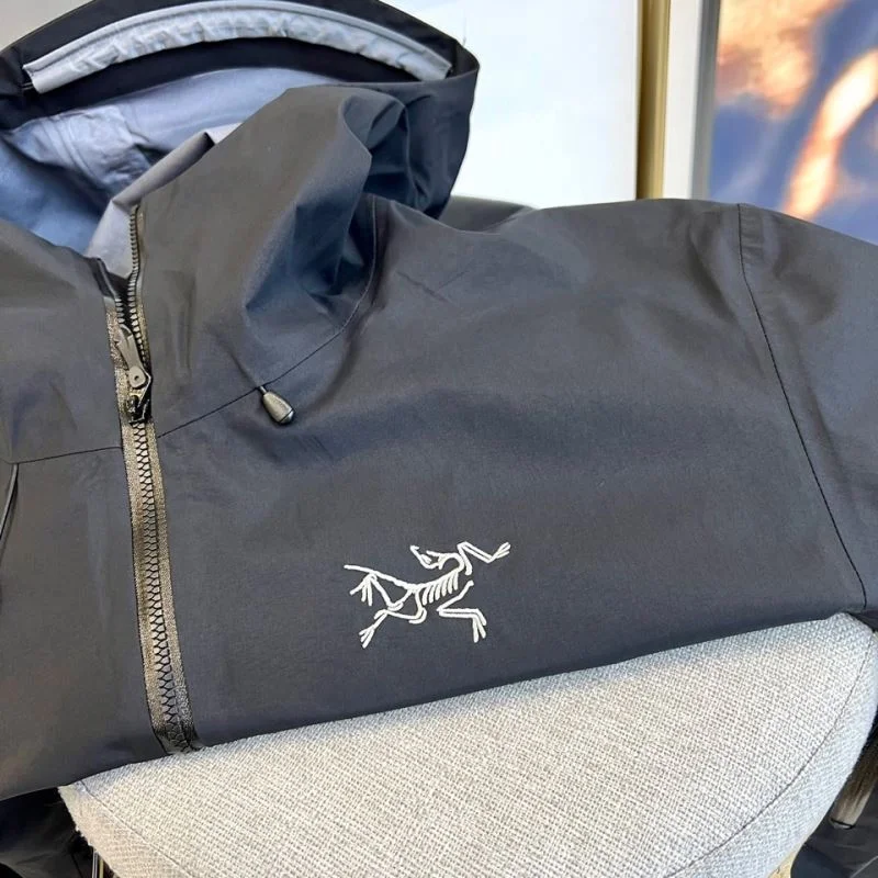 Arcteryx Outwear Durable 163403